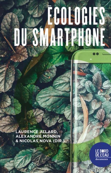 cover-9782356877918-ecologies-du-smartphone-13-x-20-664x1024.jpg